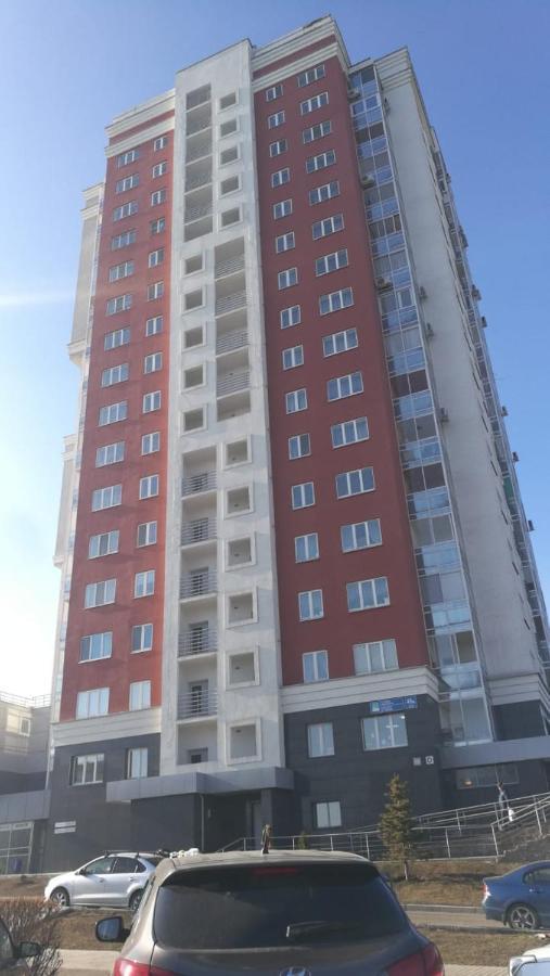 Apartment in the city centre Naberezjnyje Tjelny Exteriör bild